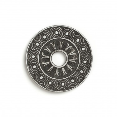 Black and silver cast iron mat