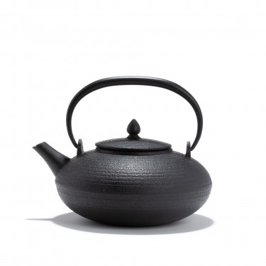 Japanese cast iron teapot - ITOME 0.70L Black