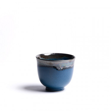 IWA - blue and black porcelain tea bowl